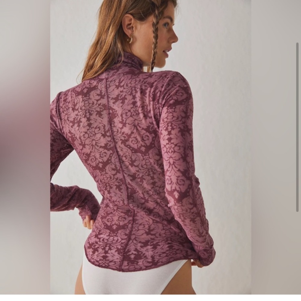 Free People “You and I” long sleeve turtleneck size M